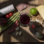 ダイエット中に赤ワインを飲むと痩せる効果がある？！